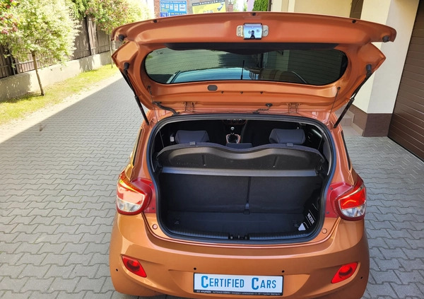 Hyundai i10 cena 34900 przebieg: 75380, rok produkcji 2015 z Warszawa małe 529